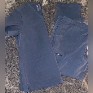 Dark Harbor Figs Scrub Set